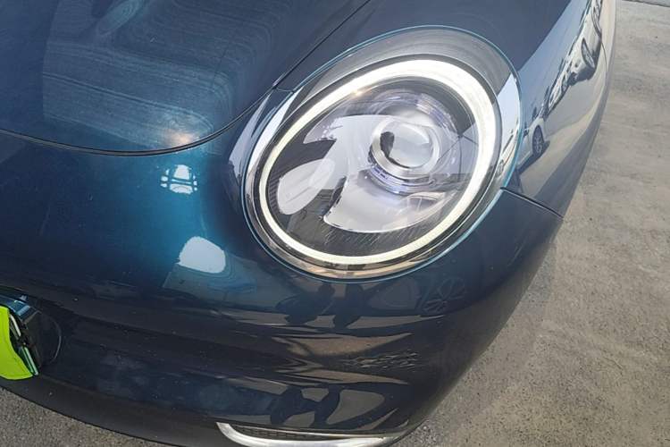Used ORA Good Cat 2023 401 km Standard Range Premium Version Lithium Iron Phosphate Left Front Headlight