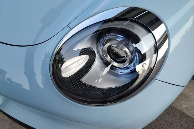 Used ORA Good Cat 2023 401 km Standard Range Luxury Version Lithium Iron Phosphate Left Front Headlight