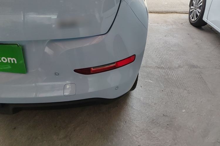 Used ORA Good Cat 2023 401 km Standard Range Luxury Version Lithium Iron Phosphate Right Rear Taillight