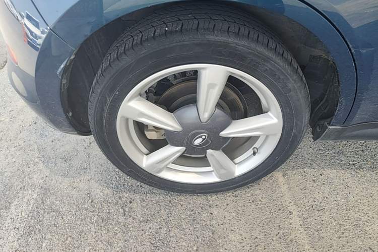 Used ORA Good Cat 2023 401 km Standard Range Premium Version Lithium Iron Phosphate Right Rear Wheel Hub
