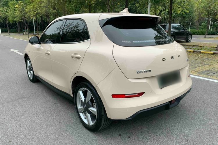 Used ORA Good Cat 2023 401 km Standard Range Luxury Version Lithium Iron Phosphate Exterior 3