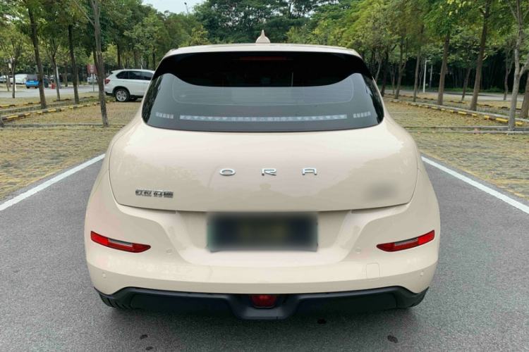 Used ORA Good Cat 2023 401 km Standard Range Luxury Version Lithium Iron Phosphate Exterior 4