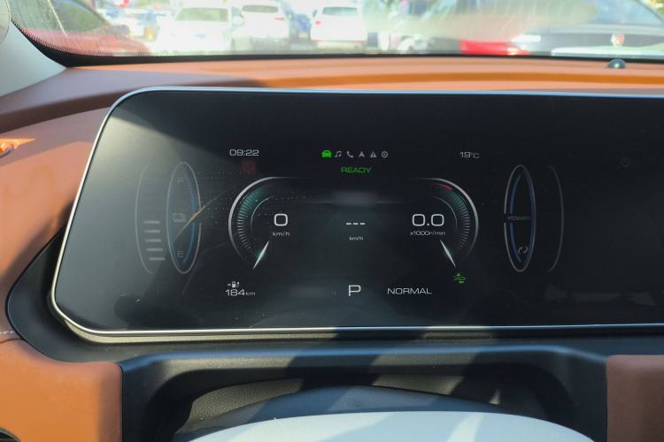 Used ORA Good Cat 2023 401 km Standard Range Premium Trim Ternary Lithium Instrument Cluster