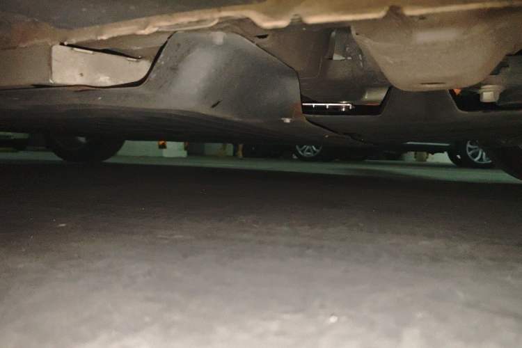 Used ORA Good Cat 2023 401 km Standard Range Luxury Version Lithium Iron Phosphate Chassis Front Right