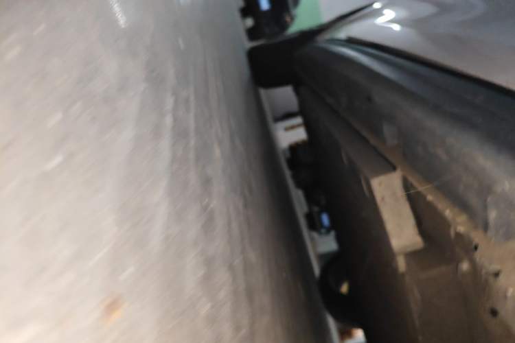 Used ORA Good Cat 2023 401 km Standard Range Luxury Version Lithium Iron Phosphate Chassis Front Right