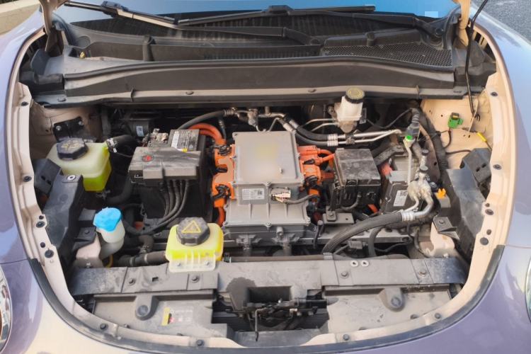 Used ORA Good Cat 2023 401 km Standard Range Premium Version Lithium Iron Phosphate Engine Bay