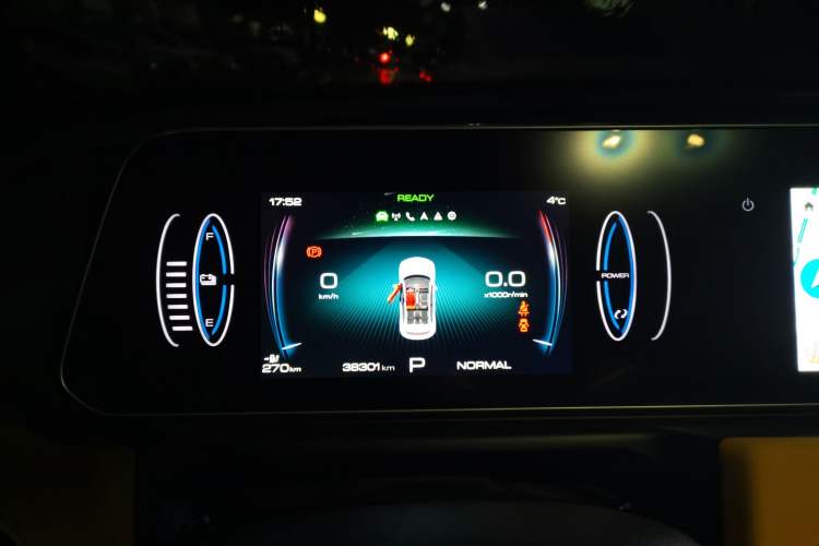 Used ORA Good Cat 2023 401 km Standard Range Prestige Version Lithium Iron Phosphate Instrument Cluster