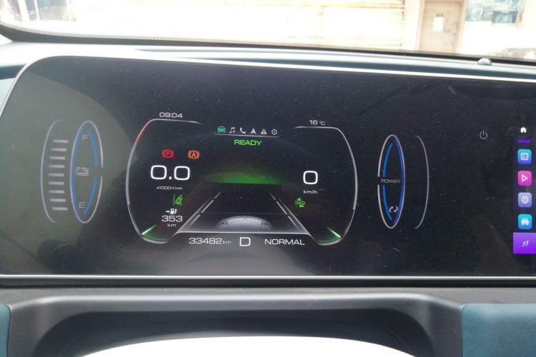 Used ORA Good Cat 2023 401 km Standard Range Luxury Version Lithium Iron Phosphate Instrument Cluster
