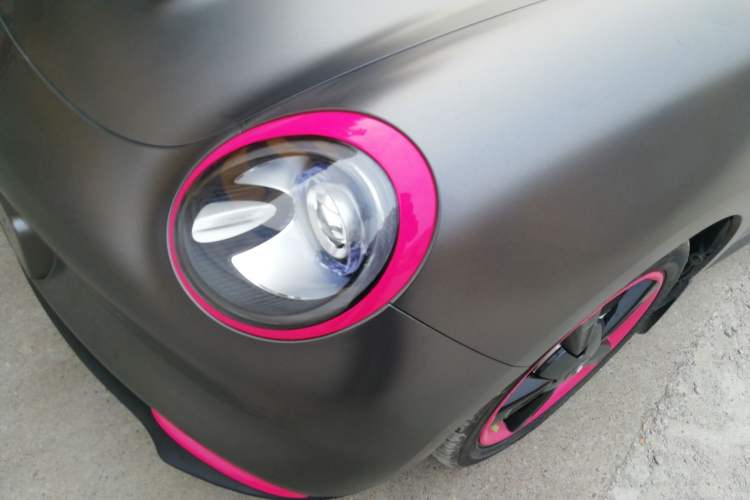 Used ORA Good Cat 2023 401 km Standard Range Luxury Version Lithium Iron Phosphate Left Front Headlight
