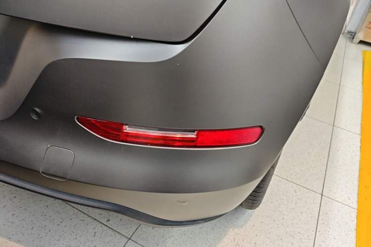 Used ORA Good Cat 2023 401 km Standard Range Luxury Version Lithium Iron Phosphate Right Rear Taillight