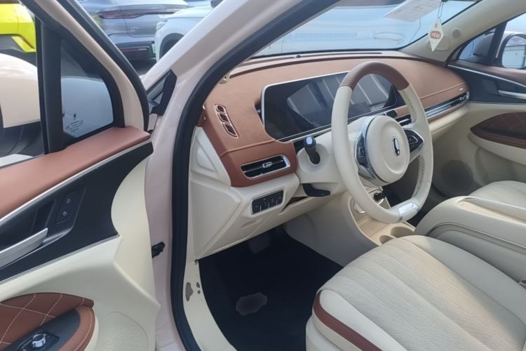 Used ORA Good Cat 2023 401 km Standard Range Premium Version Lithium Iron Phosphate Driver Seat