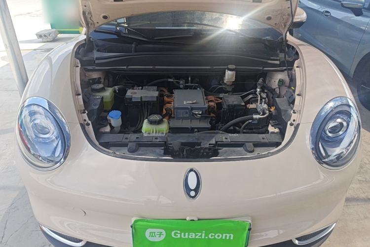 Used ORA Good Cat 2023 401 km Standard Range Comfort Version Lithium Iron Phosphate Engine Bay