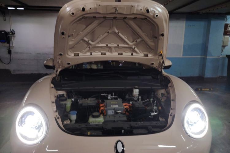 Used ORA Good Cat 2023 401 km Standard Range Luxury Version Lithium Iron Phosphate Engine Bay