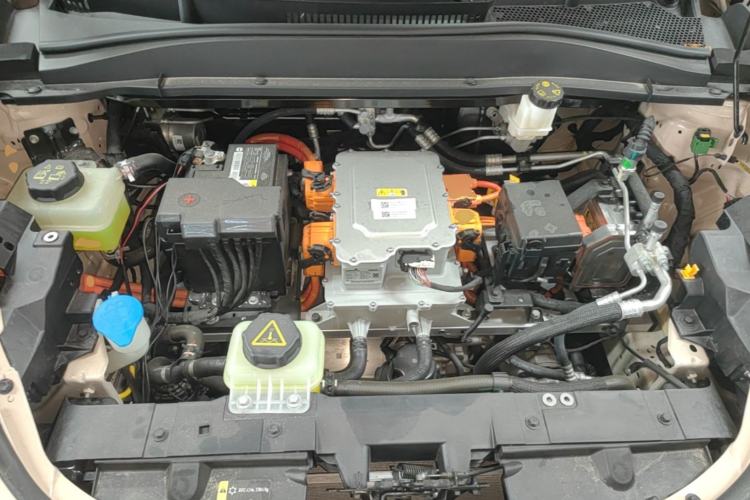 Used ORA Good Cat 2023 401 km Standard Range Luxury Version Lithium Iron Phosphate Engine Bay