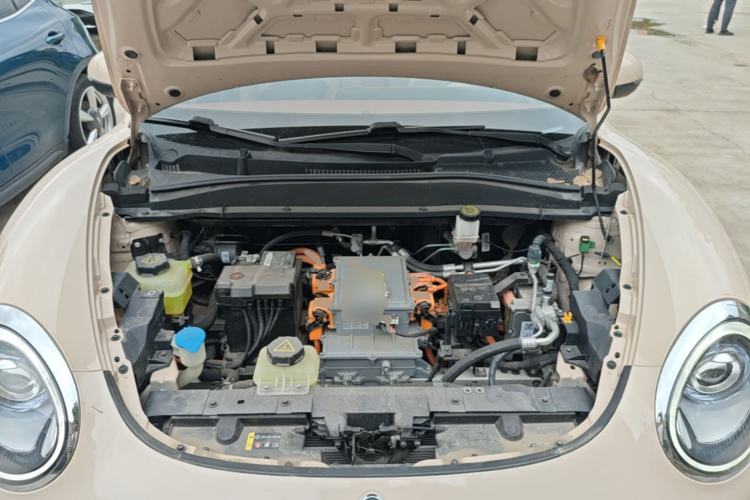 Used ORA Good Cat 2023 401 km Standard Range Luxury Version Lithium Iron Phosphate Engine Bay