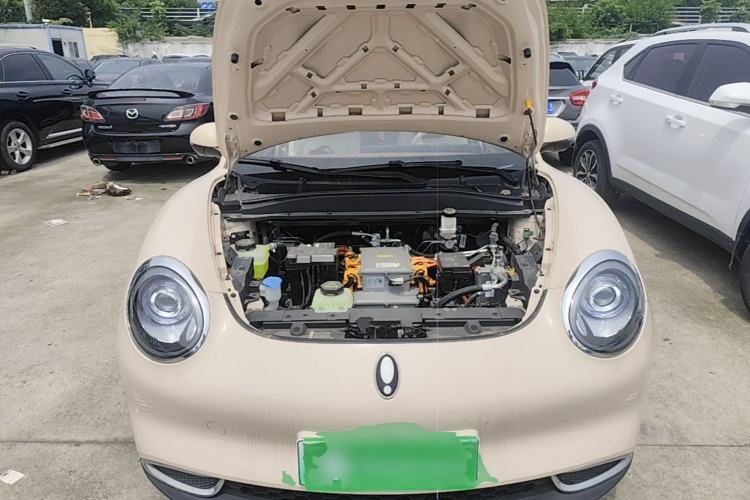Used ORA Good Cat 2023 401 km Standard Range Luxury Version Lithium Iron Phosphate Engine Bay