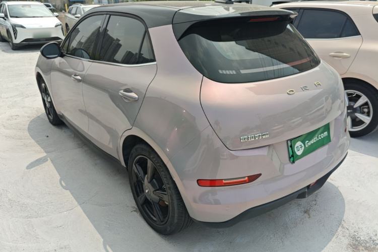 Used ORA Good Cat 2023 401 km Standard Range Premium Version Lithium Iron Phosphate Exterior 2