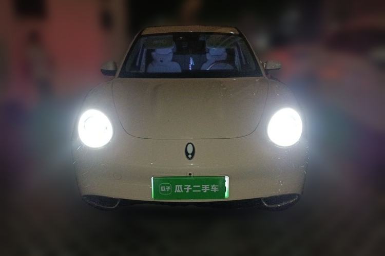 Used ORA Good Cat 2023 401 km Standard Range Luxury Version Lithium Iron Phosphate Front