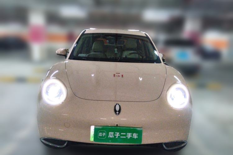Used ORA Good Cat 2023 401 km Standard Range Luxury Version Lithium Iron Phosphate Front