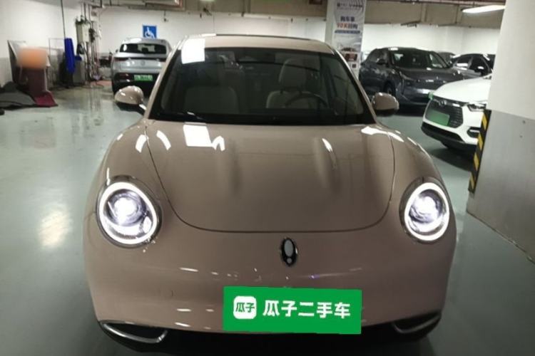 Used ORA Good Cat 2023 401 km Standard Range Luxury Version Lithium Iron Phosphate Front