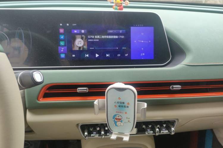 Used ORA Good Cat 2023 401 km Standard Range Luxury Version Lithium Iron Phosphate Audio And AC Panel