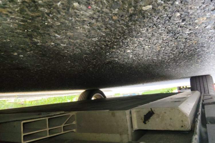 Used ORA Good Cat 2023 401 km Standard Range Luxury Version Lithium Iron Phosphate Chassis Front Right