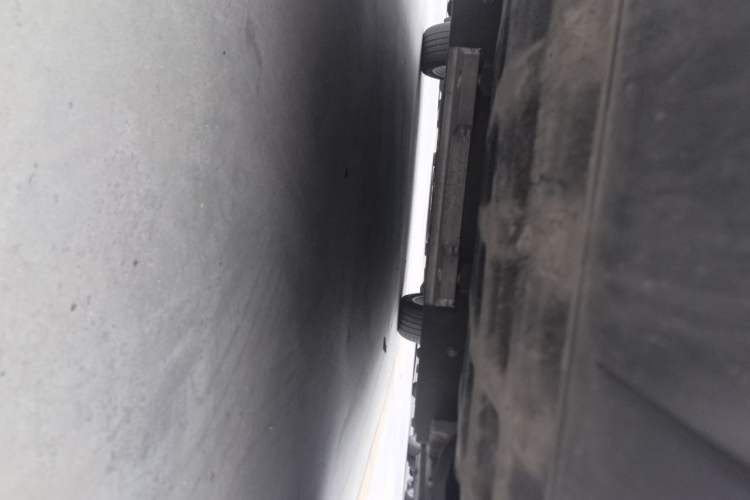 Used ORA Good Cat 2023 401 km Standard Range Luxury Version Lithium Iron Phosphate Chassis Rear