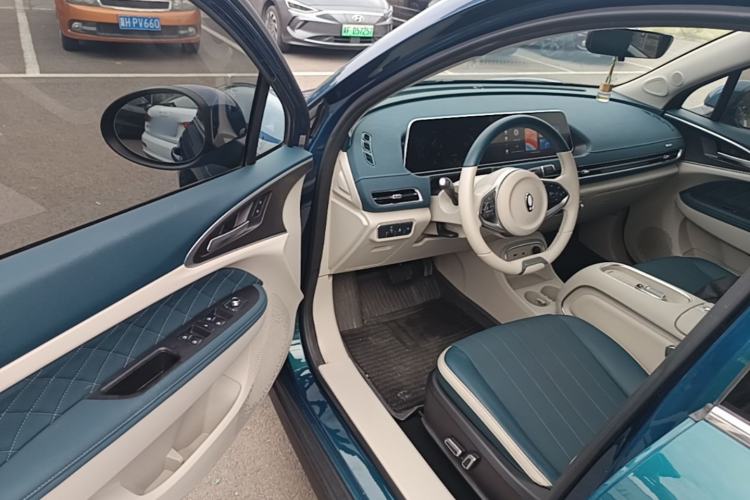 Used ORA Good Cat 2023 401 km Standard Range Luxury Version Lithium Iron Phosphate Driver Seat
