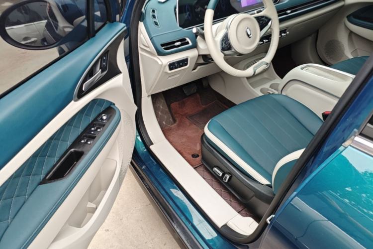 Used ORA Good Cat 2023 401 km Standard Range Premium Version Lithium Iron Phosphate Driver Seat