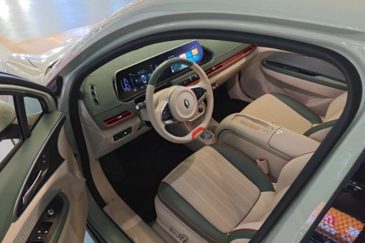 Used ORA Good Cat 2023 401 km Standard Range Luxury Version Ternary Lithium Driver Seat
