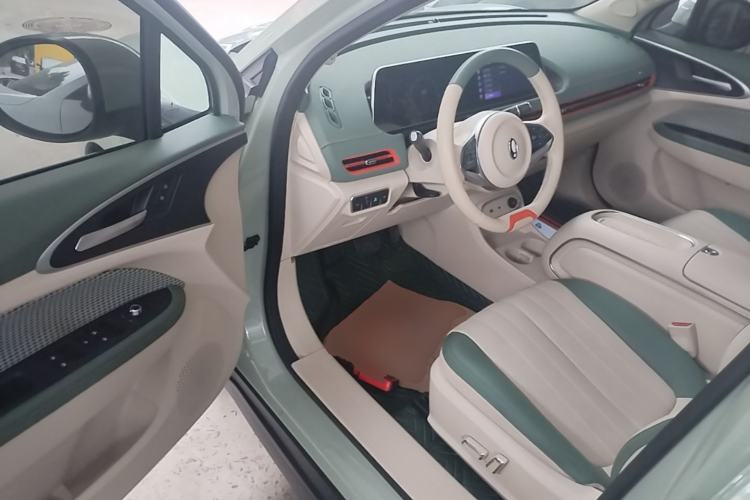 Used ORA Good Cat 2023 401 km Standard Range Premium Version Lithium Iron Phosphate Driver Seat