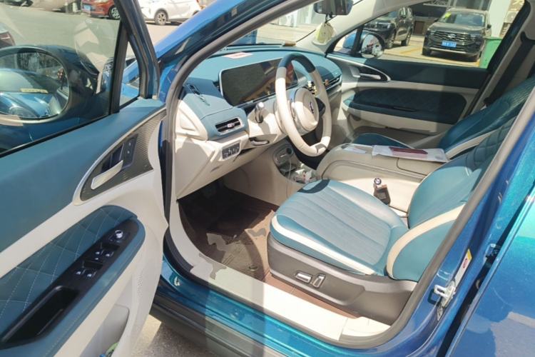 Used ORA Good Cat 2023 401 km Standard Range Prestige Version Lithium Iron Phosphate Driver Seat