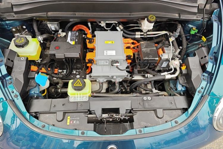 Used ORA Good Cat 2023 401 km Standard Range Premium Version Lithium Iron Phosphate Engine Bay