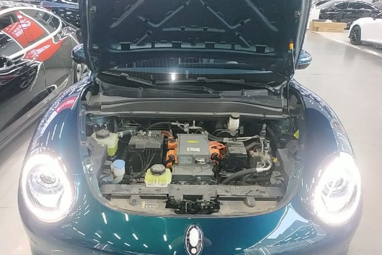 Used ORA Good Cat 2023 401 km Standard Range Luxury Version Lithium Iron Phosphate Engine Bay