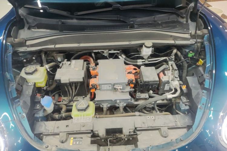 Used ORA Good Cat 2023 401 km Standard Range Luxury Version Lithium Iron Phosphate Engine Bay