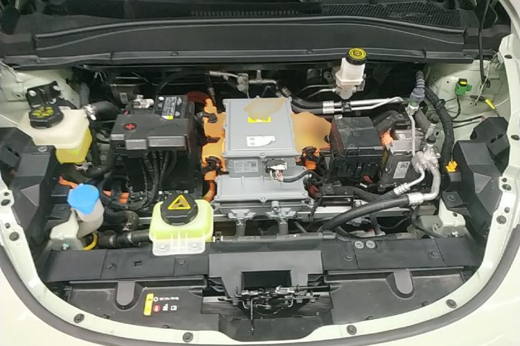 Used ORA Good Cat 2023 401 km Standard Range Comfort Version Lithium Iron Phosphate Engine Bay