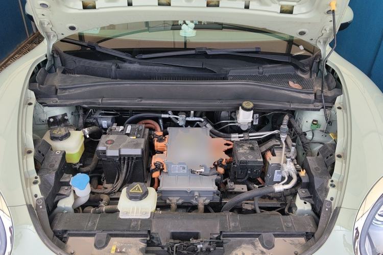 Used ORA Good Cat 2023 401 km Standard Range Luxury Version Lithium Iron Phosphate Engine Bay