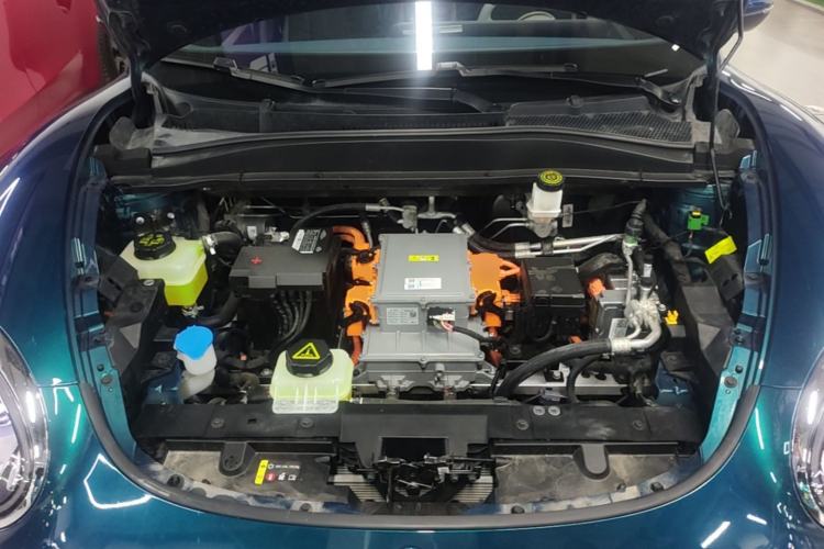 Used ORA Good Cat 2023 401 km Standard Range Luxury Version Lithium Iron Phosphate Engine Bay