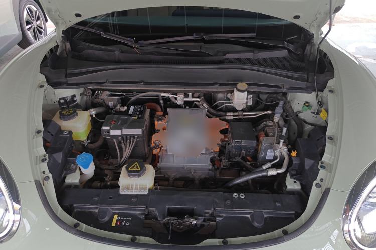 Used ORA Good Cat 2023 401 km Standard Range Luxury Version Ternary Lithium Engine Bay