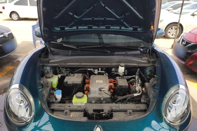 Used ORA Good Cat 2023 401 km Standard Range Luxury Version Ternary Lithium Engine Bay