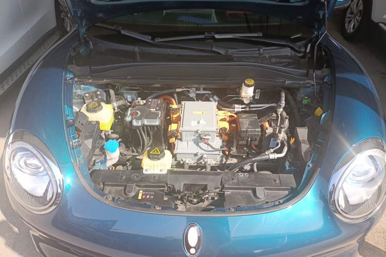 Used ORA Good Cat 2023 401 km Standard Range Luxury Version Lithium Iron Phosphate Engine Bay