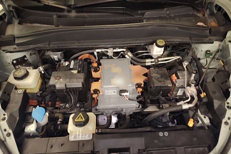 Used ORA Good Cat 2023 401 km Standard Range Premium Version Lithium Iron Phosphate Engine Bay