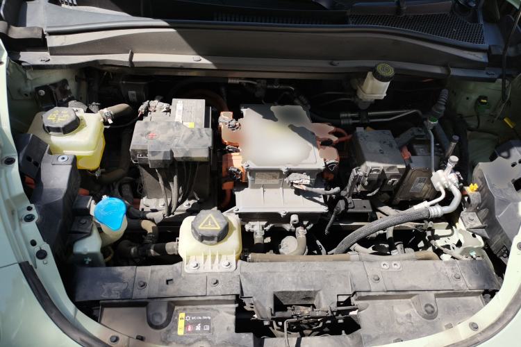 Used ORA Good Cat 2023 401 km Standard Range Comfort Version Lithium Iron Phosphate Engine Bay