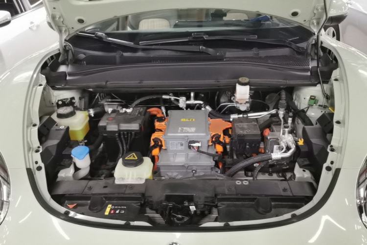 Used ORA Good Cat 2023 401 km Standard Range Luxury Version Lithium Iron Phosphate Engine Bay