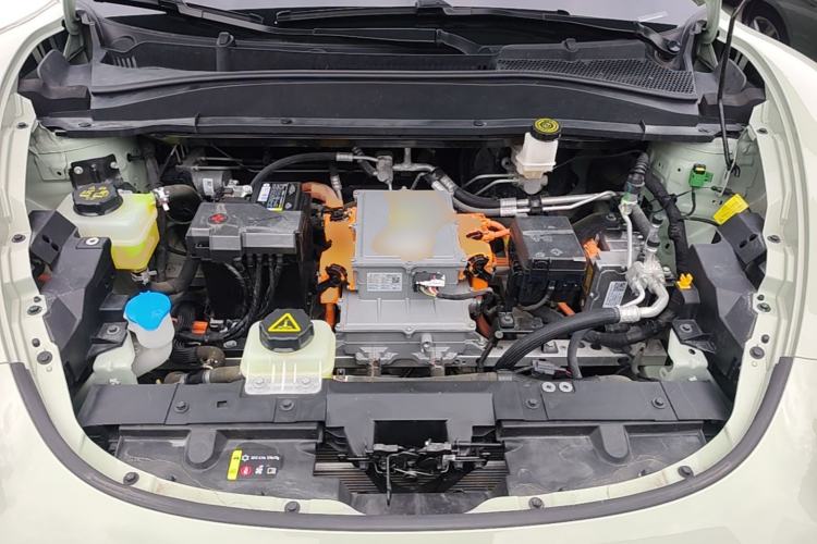 Used ORA Good Cat 2023 401 km Standard Range Luxury Version Lithium Iron Phosphate Engine Bay