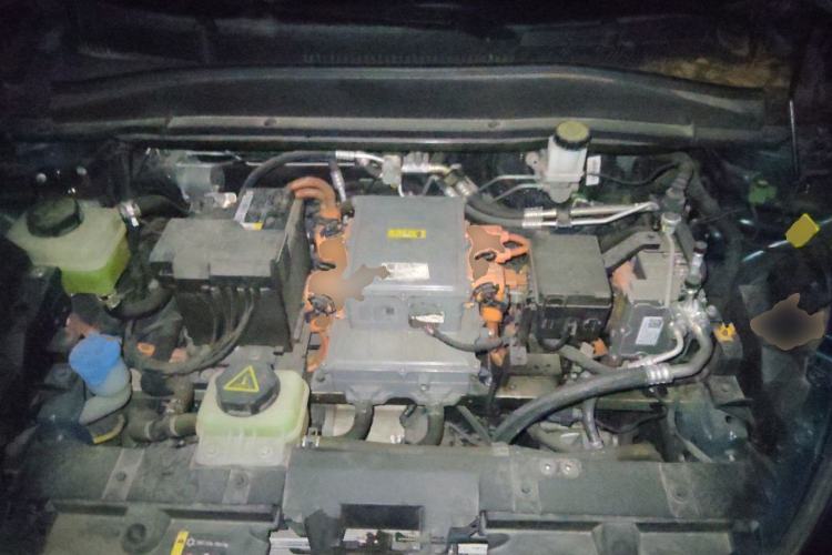 Used ORA Good Cat 2023 401 km Standard Range Luxury Version Lithium Iron Phosphate Engine Bay