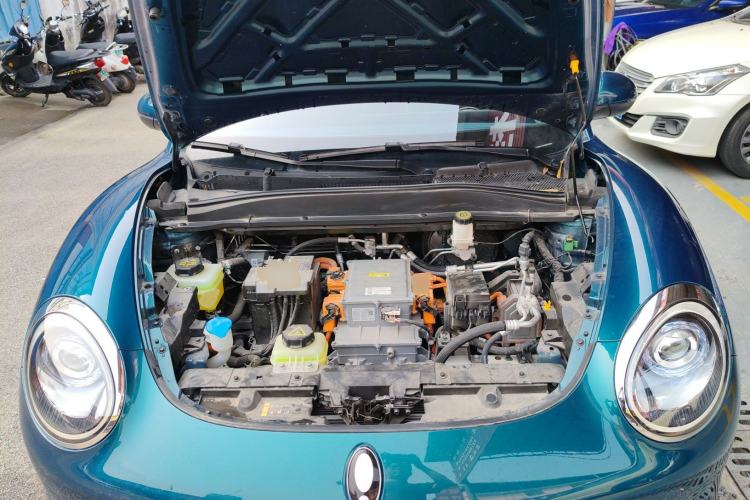 Used ORA Good Cat 2023 401 km Standard Range Luxury Version Lithium Iron Phosphate Engine Bay