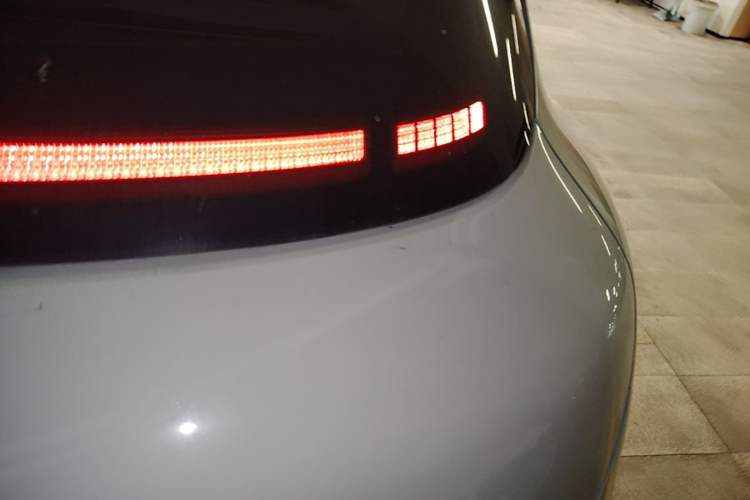 Used ORA Good Cat 2023 401 km Standard Range Premium Version Lithium Iron Phosphate Exterior 1