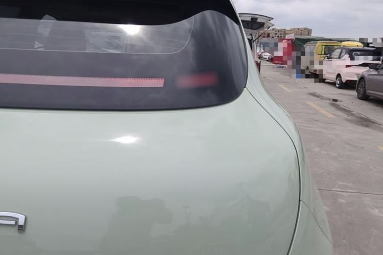 Used ORA Good Cat 2023 401 km Standard Range Premium Version Lithium Iron Phosphate Exterior 3
