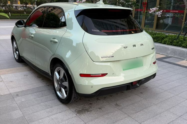 Used ORA Good Cat 2023 401 km Standard Range Luxury Version Lithium Iron Phosphate Exterior 9